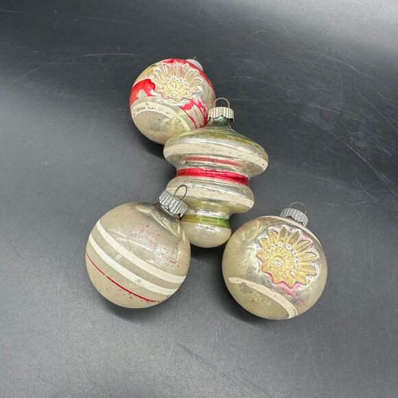 Vintage Shiny Brite Christmas Ornaments Mid Century Set Of 4 USA Indent Tornado - Picture 1 of 13
